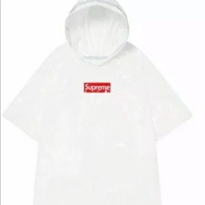 Supreme poncho